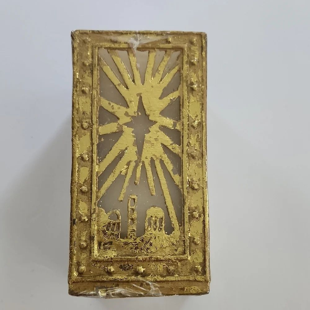 Cream & Gold Decorative Star Candle with Gold Base
